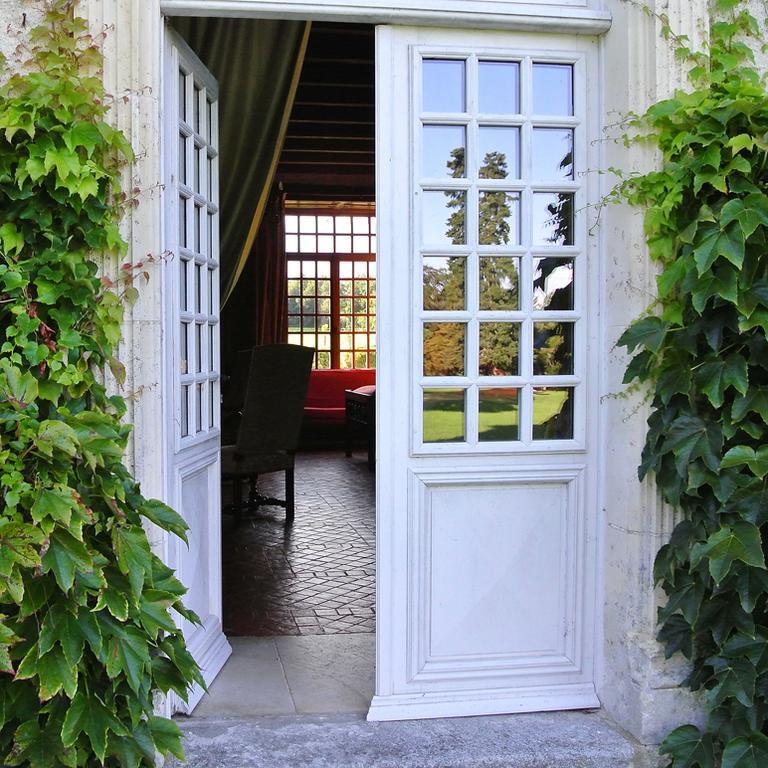 Le Claveau Paulnay Exteriér fotografie